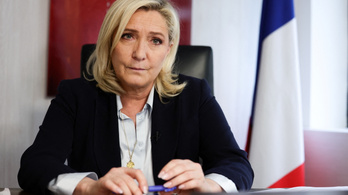 Reagált Marine Le Pen a sikkasztás vádjára