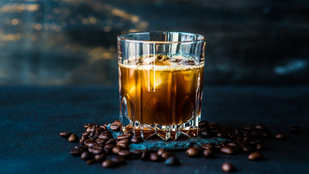 Így isszák a világ alkoholos kávéit