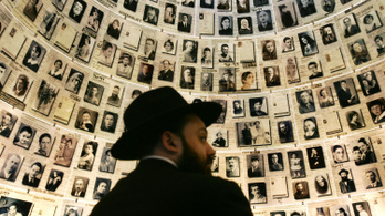 Az izraeliek fele attól tart, hogy megint bekövetkezhet a holokauszt