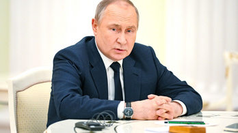 Fékezhetetlenül reszket Putyin keze, ami súlyos betegségre utalhat