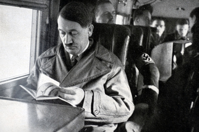 Adolf Hitler kedvenc írója volt: a Führer még az orosz frontra is küldött a katonáknak a vadnyugati sztorikból
