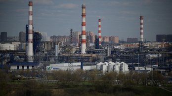 Döntöttek Brüsszelben: Jövő héten betilthatják az orosz olajimportot