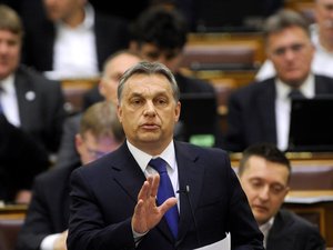 Orbán két éve még nemet mondott a reklámadóra