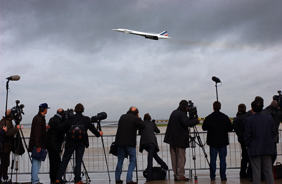 Bár kerekek és az üzemanyagtartály megerősítése után a Concorde-ok újra repülhettek, a 911-es események és az amúgy is csökkenő érdeklődés miatt a géptípus napjai meg voltak számlálva. A baleset után az első gépek 2001. november 7-én szálltak fel.