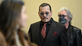 Hangos szóváltás Johnny Depp és Amber Heard tárgyalásán: „Ő a bántalmazó ebben a teremben!”