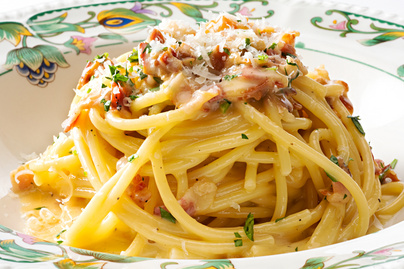 20 perces carbonara spagetti olasz recept alapján: tojástól krémes a szósz