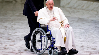 Nincs jól, ezért lemondta libanoni útját a pápa