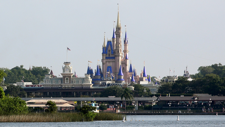 Florida államosítaná a Disney World körzetét