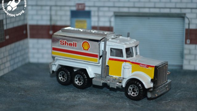 Matchbox Peterbilt Tanker Truck
