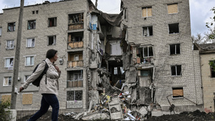 Robbanások rázták meg Korosztent, Zelenszkij szerint naponta száz ukrán hal meg a keleti fronton - Oroszország háborúja Ukrajnában – az Index hétfői hírösszefoglalója