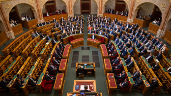 Kétnapos ülés kezdődik, ismét vitáznak a jövő évi költségvetésről a parlamentben