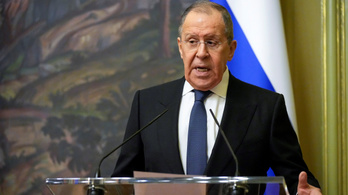 Szergej Lavrov: Példátlan és felháborító az orosz repülőgép áthaladásának megtagadása