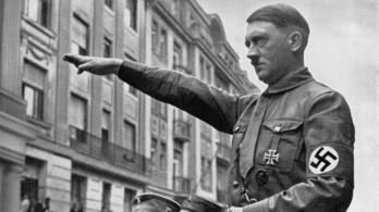 Rettegett a torokfájástól Hitler, nyilvánosságra kerültek orvosának levelei
