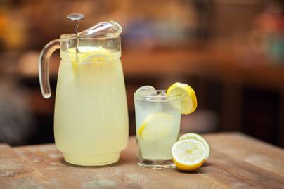 A legfinomabb házi limonádé alapreceptje: ezekkel az arányokkal lesz tökéletes