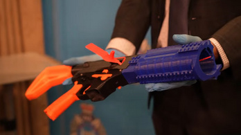 Tökéletesen működik a házi készítésű, 3D nyomtatású lőfegyver, amelyet egy tizenéves fiú készített
