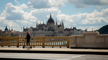 Alacsony adók, dübörgő gazdaság: sajátos reklámot kaptak a magyarok Oroszországban
