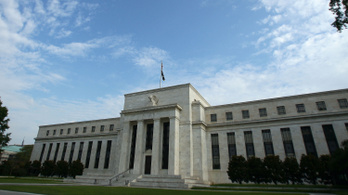 Hozta a Fed a kötelezőt, a tőzsdék megnyugodtak, mégis recessziót kiáltanak