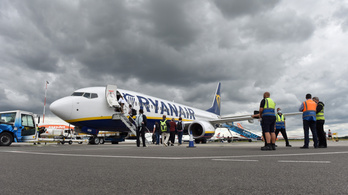 Feljelentették a Ryanairt