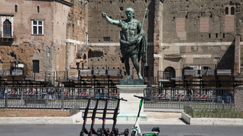 Száműzik a gyilkos rollerek tömegét Rómából