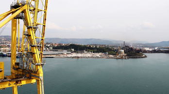 Hiába vásárolt adriai kikötőt a magyar kormány, még mindig nem működik