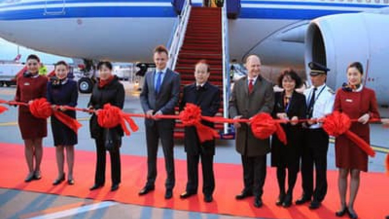 Két év után újraindul a légi közlekedés Budapest és Peking között
