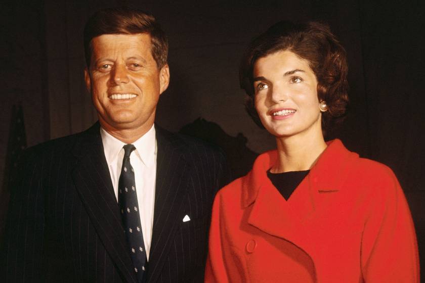 John F. Kennedy a szeretőjével volt, míg Jackie a másik szobában tartózkodott: a first lady tudott a nőügyeiről