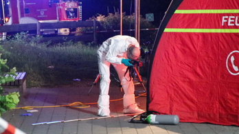 Késsel támadt egy menekültszálló lakóira egy férfi Németországban