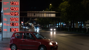 A görög köztévé bemutatta, hogyan lehet más autókból benzint lopni