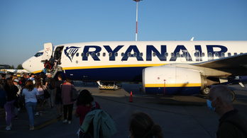 A családosokat most békén hagyta, egy egyedülálló utast szállított le a Ryanair