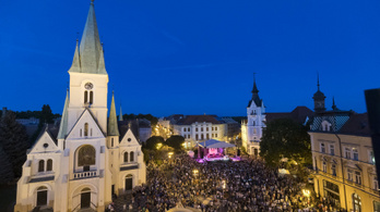 Magyarországi bemutatók és világsztárok a Kaposfesten