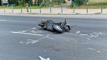 Súlyos robogós baleset történt Budapesten, megálló autósok élesztették újra
