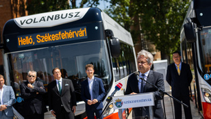 Elsőként állnak forgalomba menetrend szerinti elektromos autóbuszok Magyarországon