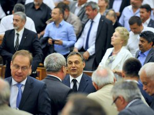 Orbán szava elveszett a Jobbik hangoskodásában