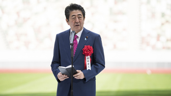 Abe Sinzó volt Japán történelmének leghosszabb ideig hivatalban lévő miniszterelnöke