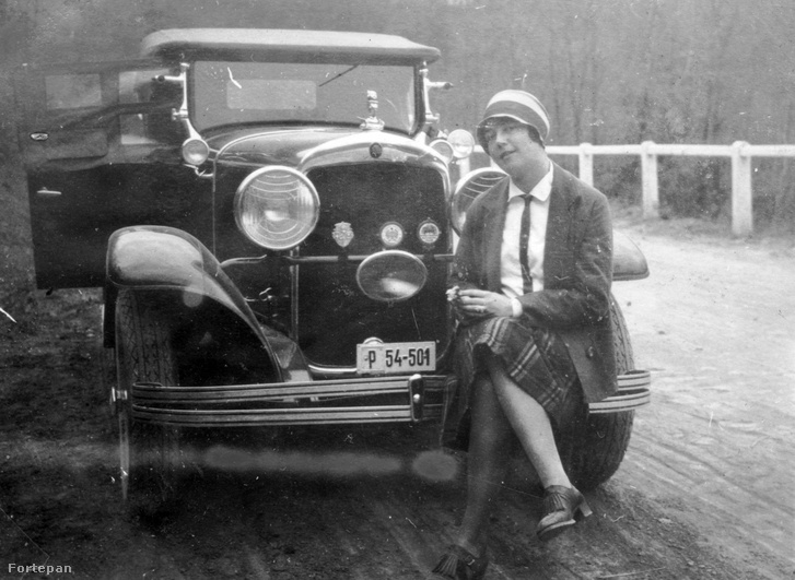 Pécsi illetőségű az 1930-ban fotózott Chrysler (Fotó: Fortepan/Vojnich Pál)