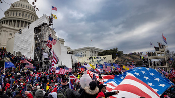 Az amerikai biztonsági szolgálat bizonyítékokat tüntethetett el a Capitolium ostromakor