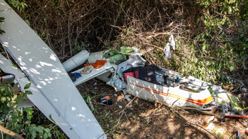 Földhöz csapódott egy vitorlázó repülőgép Békéscsabánál