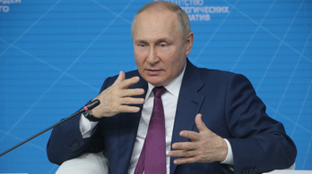 Putyin világforradalmat jósolt, és bejelentette az új korszak kezdetét