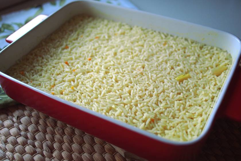 Pergős rizs sütőben készítve: biztosan nem lesz ragacsos