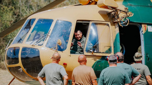Két, tűzoltásra alkalmas helikoptert küldött a Honvédelmi Minisztérium Szlovéniába