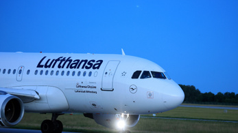 Káosz a német légi közlekedésben, a Lufthansa több járatot is törölt