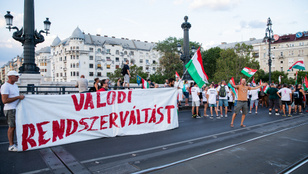 Újabb demonstráció kezdődött Budapesten