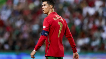 Cristiano Ronaldo „szerényen” jelezte, hétvégén ismét pályára lép