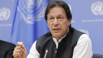 Kizárhatják a politikai életből a volt pakisztáni miniszterelnököt