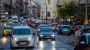 Egyre több magyar szeretné felfrissíteni autóvezetői tudását