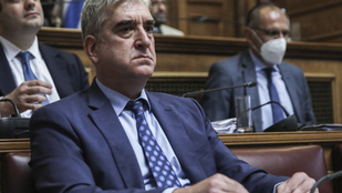 Törvénytelen lehallgatás gyanúja miatt lemondott a görög hírszerzés vezetője