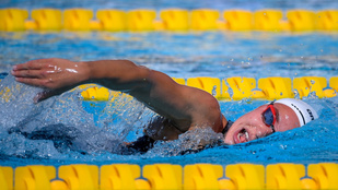 Négy magyar döntős lesz az úszóversenyek zárónapján