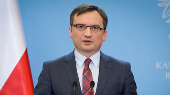 A lengyel igazságügyi miniszter szerint becsapta őket az Európai Bizottság