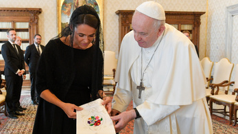Ferenc pápa meglepődött azon, amit Novák Katalintól hallott