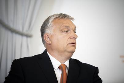 Orbán Viktor szakállat növesztett - Képen a nyaraláson lelazult miniszterelnök